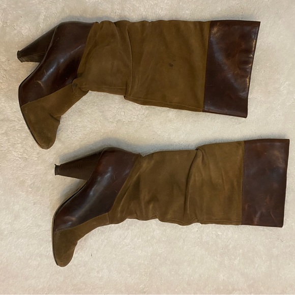 Brown suede/leather boots. Size 8 - Picture 5 of 5